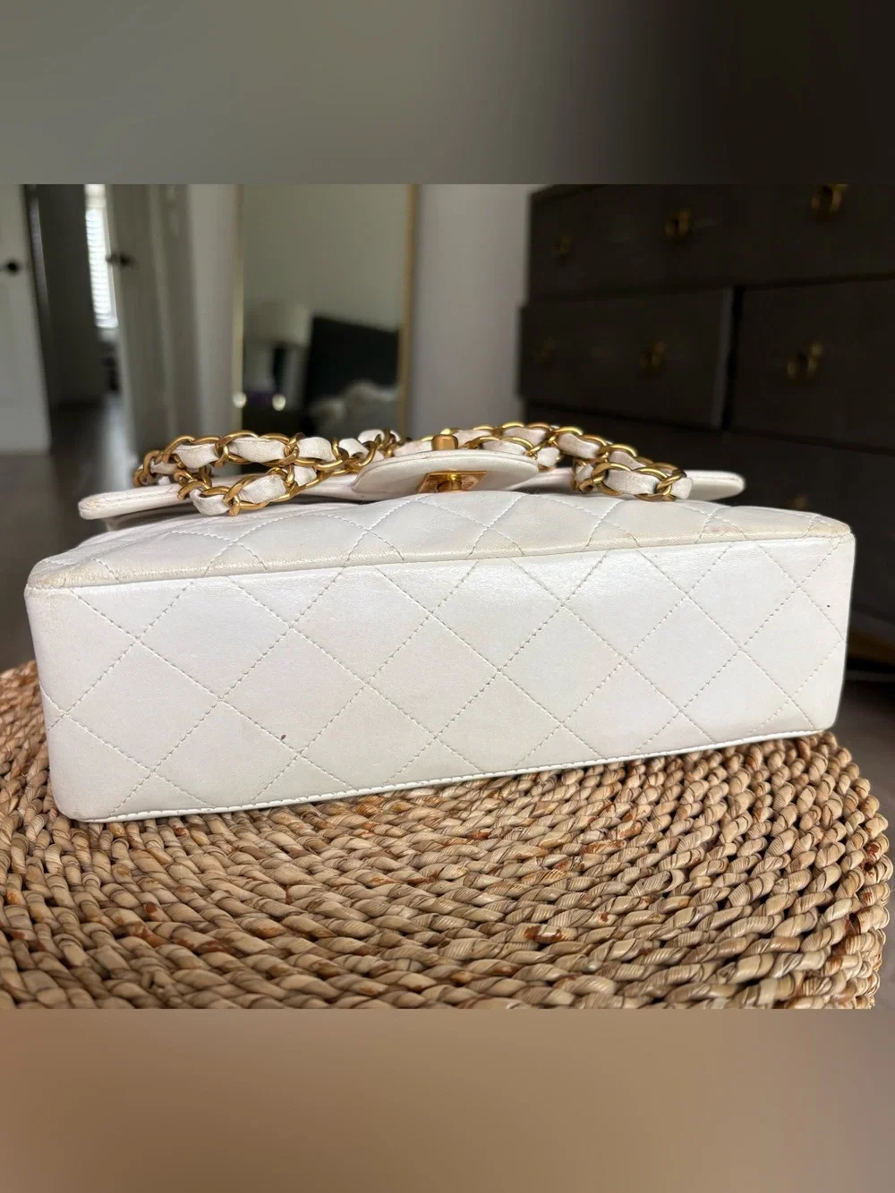 CHANEL White Quilted Lambskin Shoulder Bag